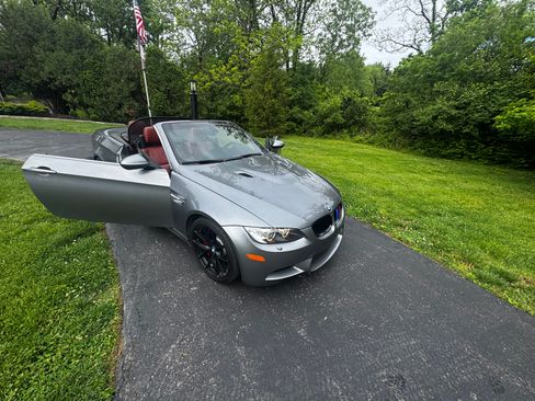 Used 2013 BMW M3 Convertible RWD image 1