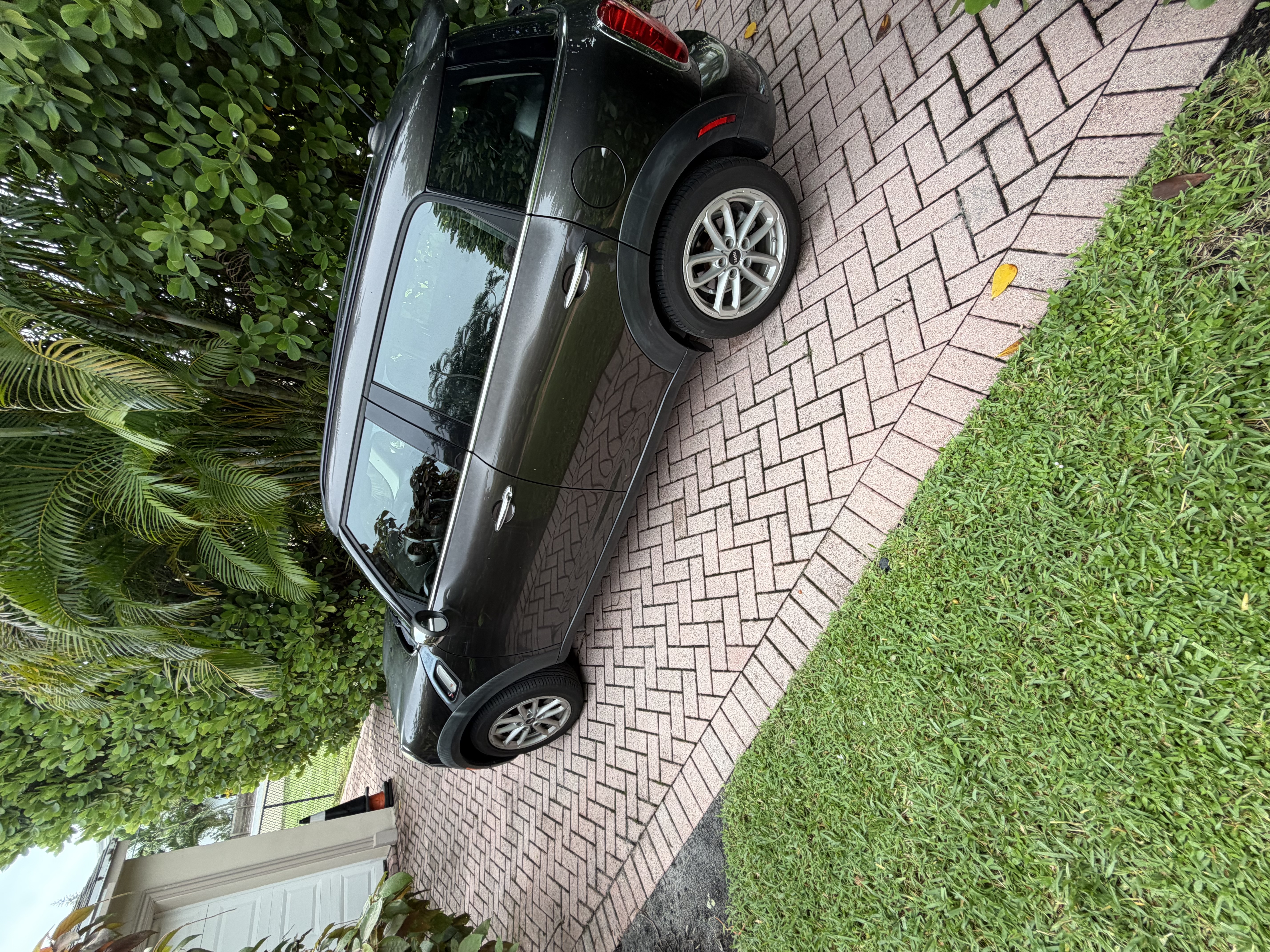 Used 2016 MINI Cooper Countryman S FWD image 1