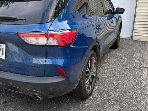 Used 2022 Ford Escape SEL w/ SEL Stealth AWD Package image 1