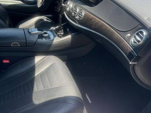 Used 2016 Mercedes-Benz S 550 Sedan image 6