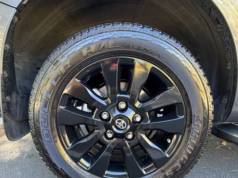 Used 2019 Toyota Sequoia Limited w/ Safety & Convenience Package AWD/4WD image 14