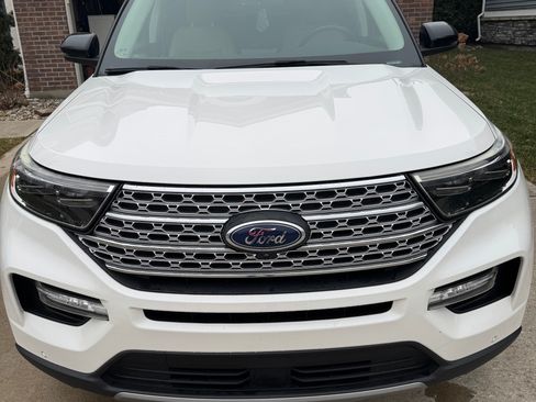 Used 2020 Ford Explorer Limited image 4