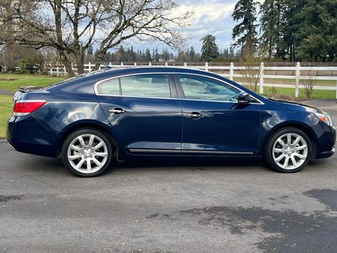 Used 2012 Buick LaCrosse Touring image 2
