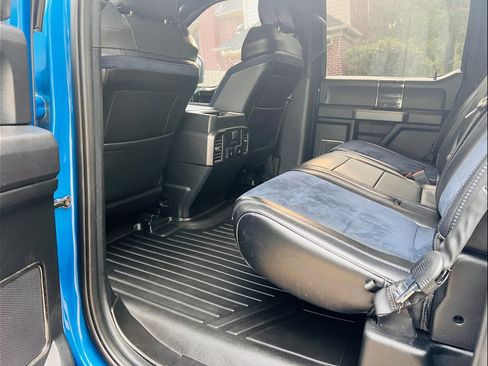 Used 2019 Ford F150 Raptor w/ Equipment Group 802A Luxury image 19