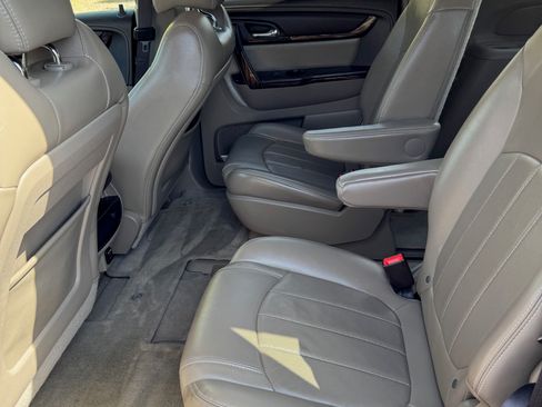 Used 2016 GMC Acadia Denali image 18