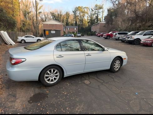 Used 2004 Lexus ES 330 image 4