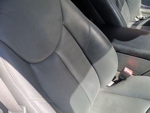 Used 2004 Mercedes-Benz SL 500 image 4