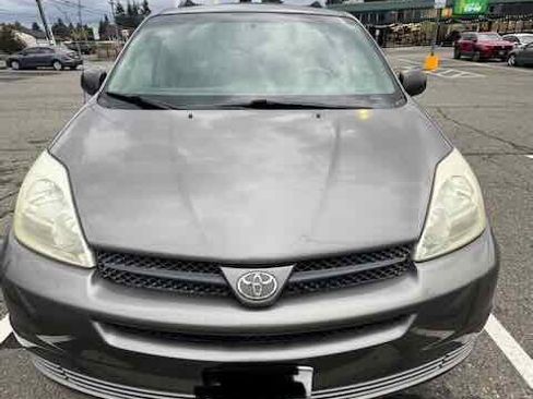 Used 2005 Toyota Sienna LE image 2