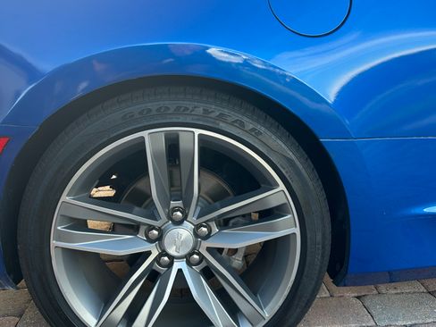 Used 2016 Chevrolet Camaro LT w/ RS Package image 13