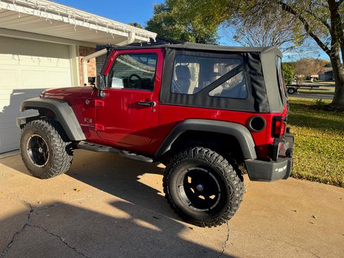 Used 2008 Jeep Wrangler X image 2