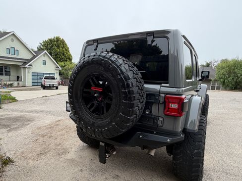 Used 2021 Jeep Wrangler Unlimited Rubicon AWD/4WD image 5