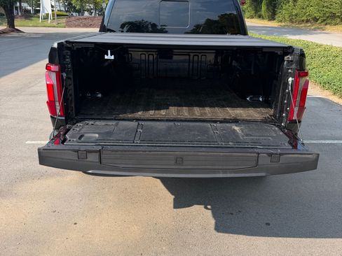 Used 2025 Ford F150 Raptor w/ Equipment Group 803A Raptor R AWD/4WD image 10