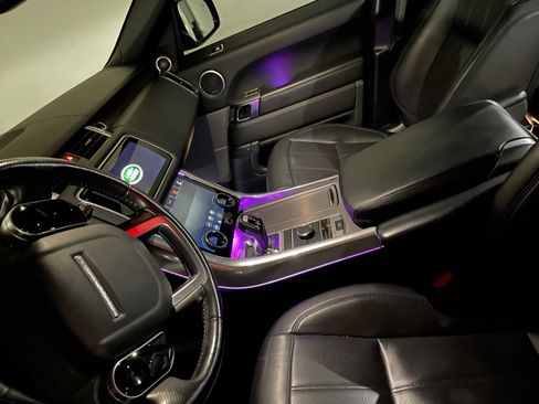 Used 2018 Land Rover Range Rover Sport HSE image 24