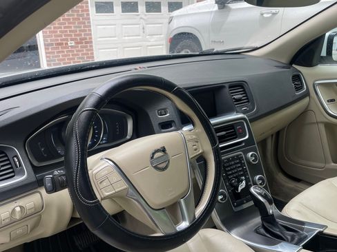 Used 2015 Volvo S60 T5 Premier FWD image 8