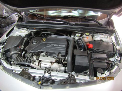 Used 2017 Chevrolet Malibu LT FWD image 25