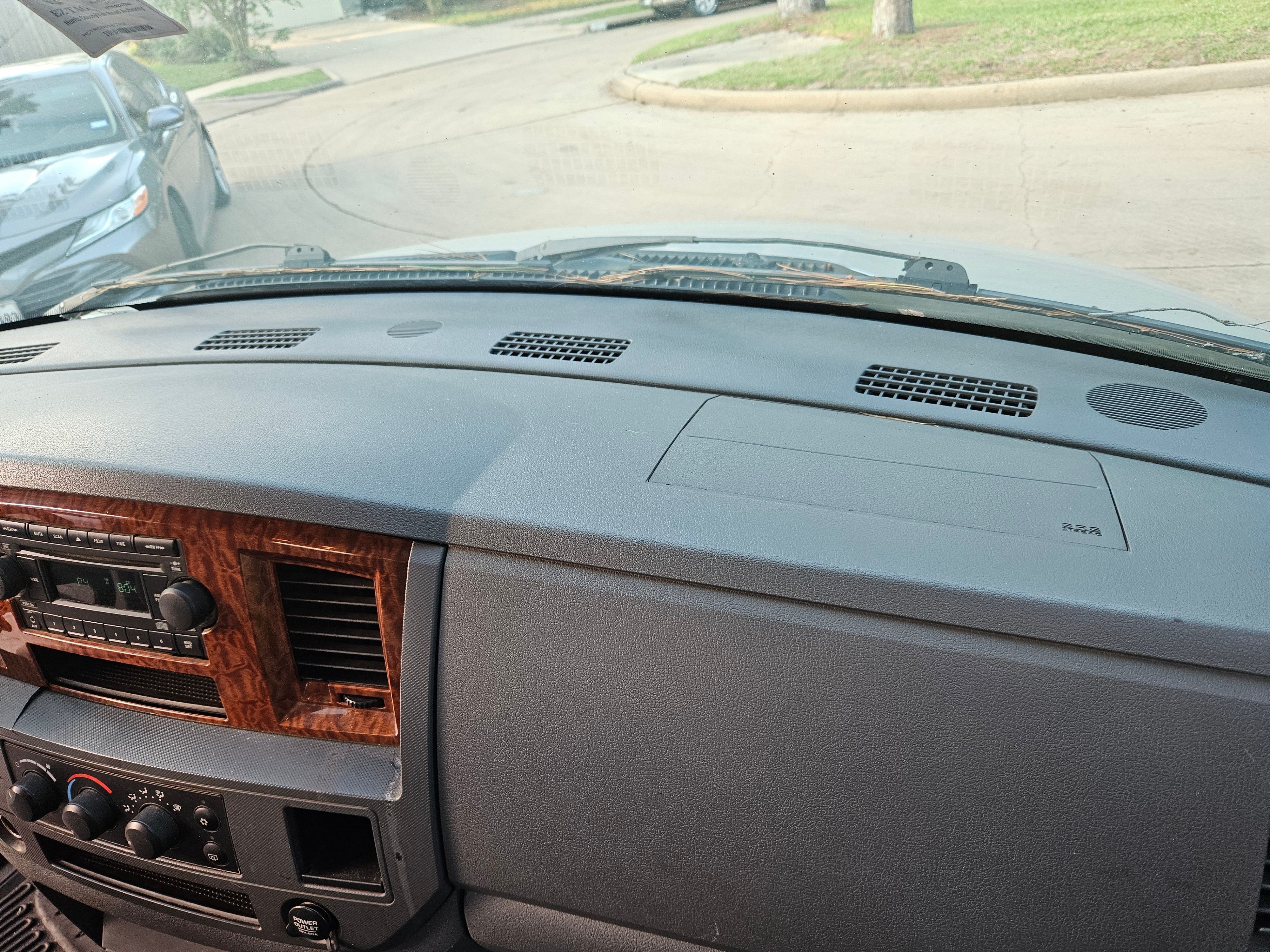 Used 2006 Dodge Ram 3500 Truck SLT RWD image 6