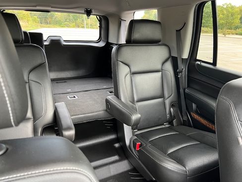 Used 2018 Chevrolet Tahoe Premier image 29