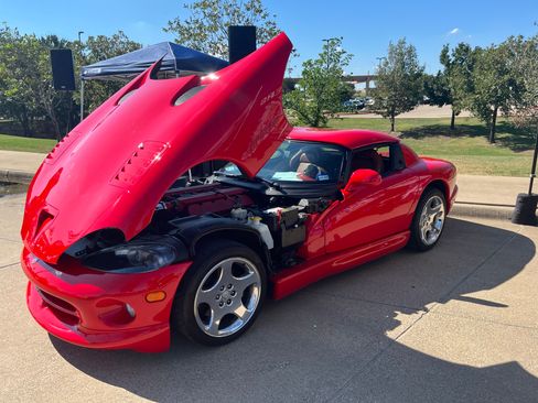 Used 2000 Dodge Viper RT/10 image 8