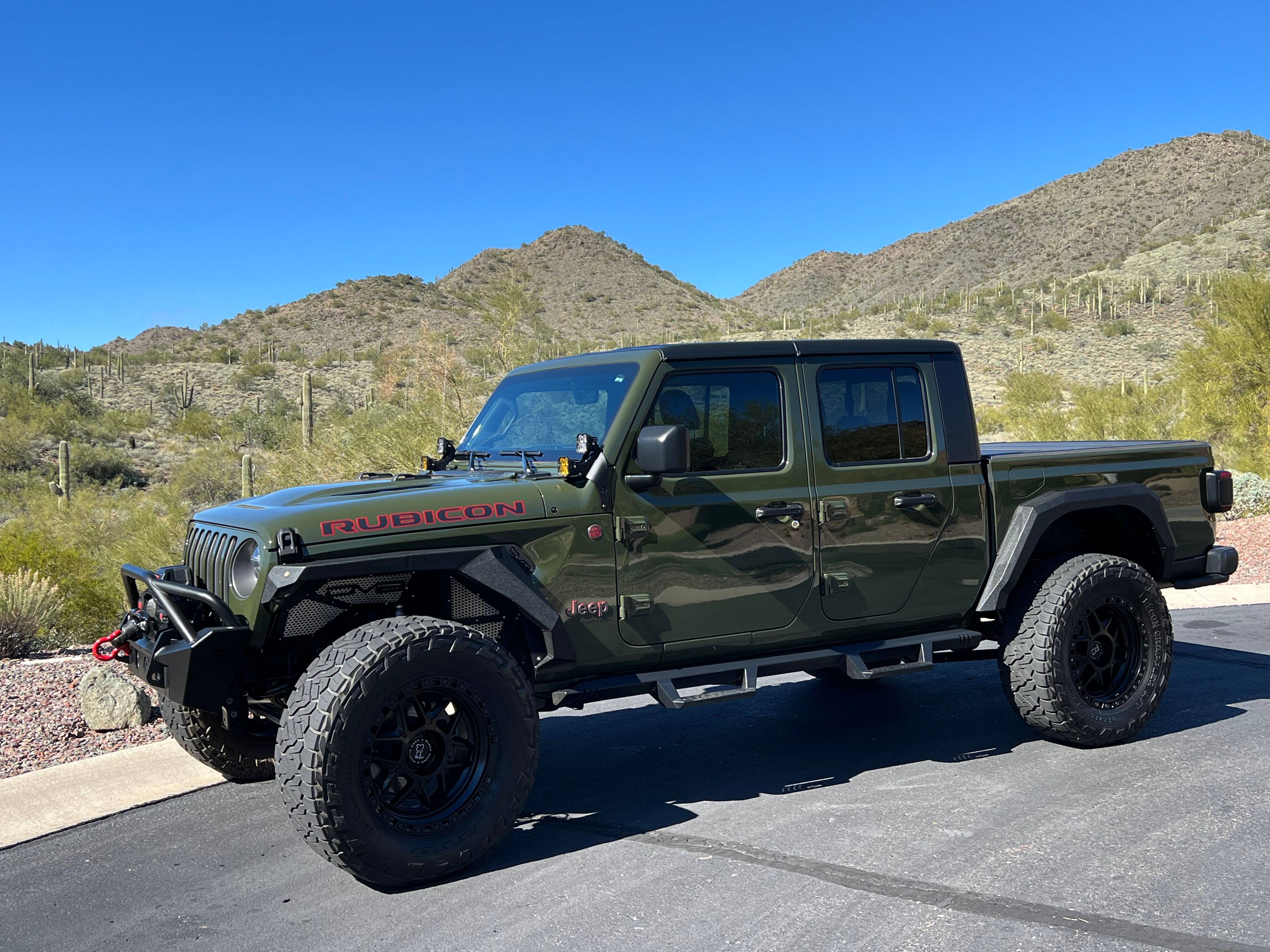Used 2021 Jeep Gladiator Rubicon AWD/4WD image 1