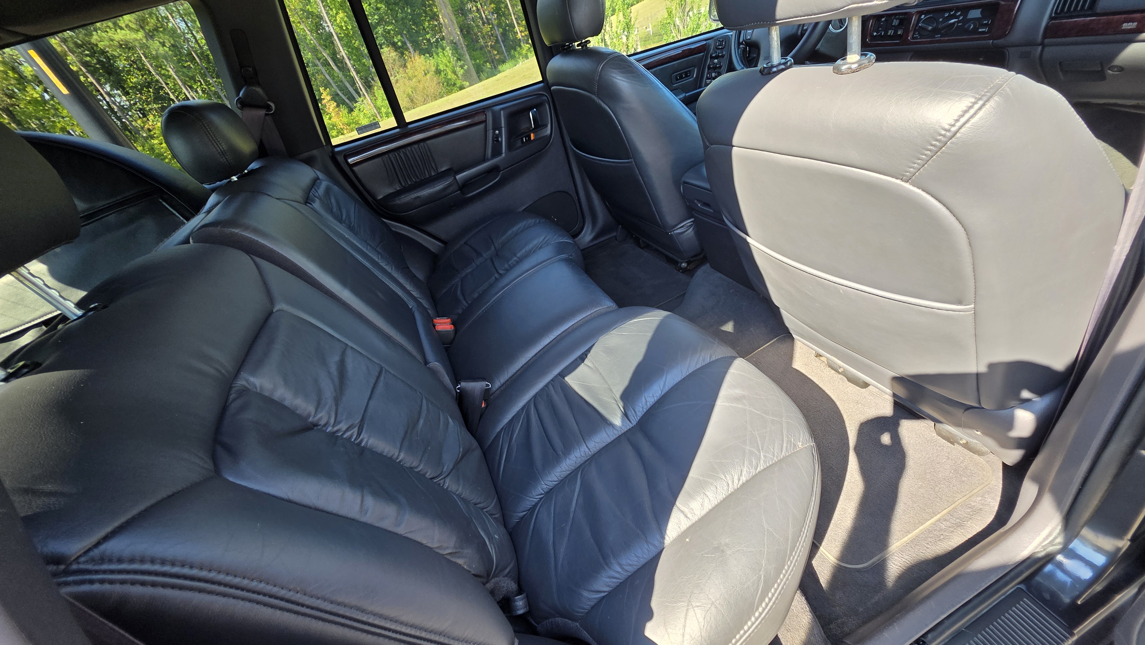 Used 1998 Jeep Grand Cherokee Limited AWD/4WD image 28