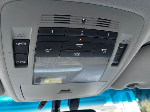 Used 2010 Lexus RX 450h AWD image 20