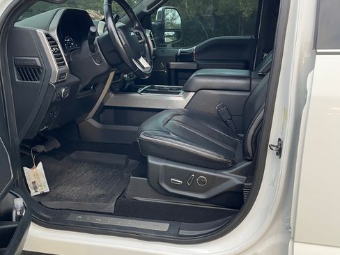 Used 2020 Ford F350 Platinum image 17