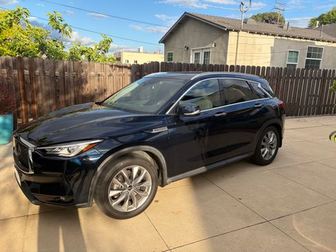 Used 2019 INFINITI QX50 Luxe w/ Cargo Package image 4