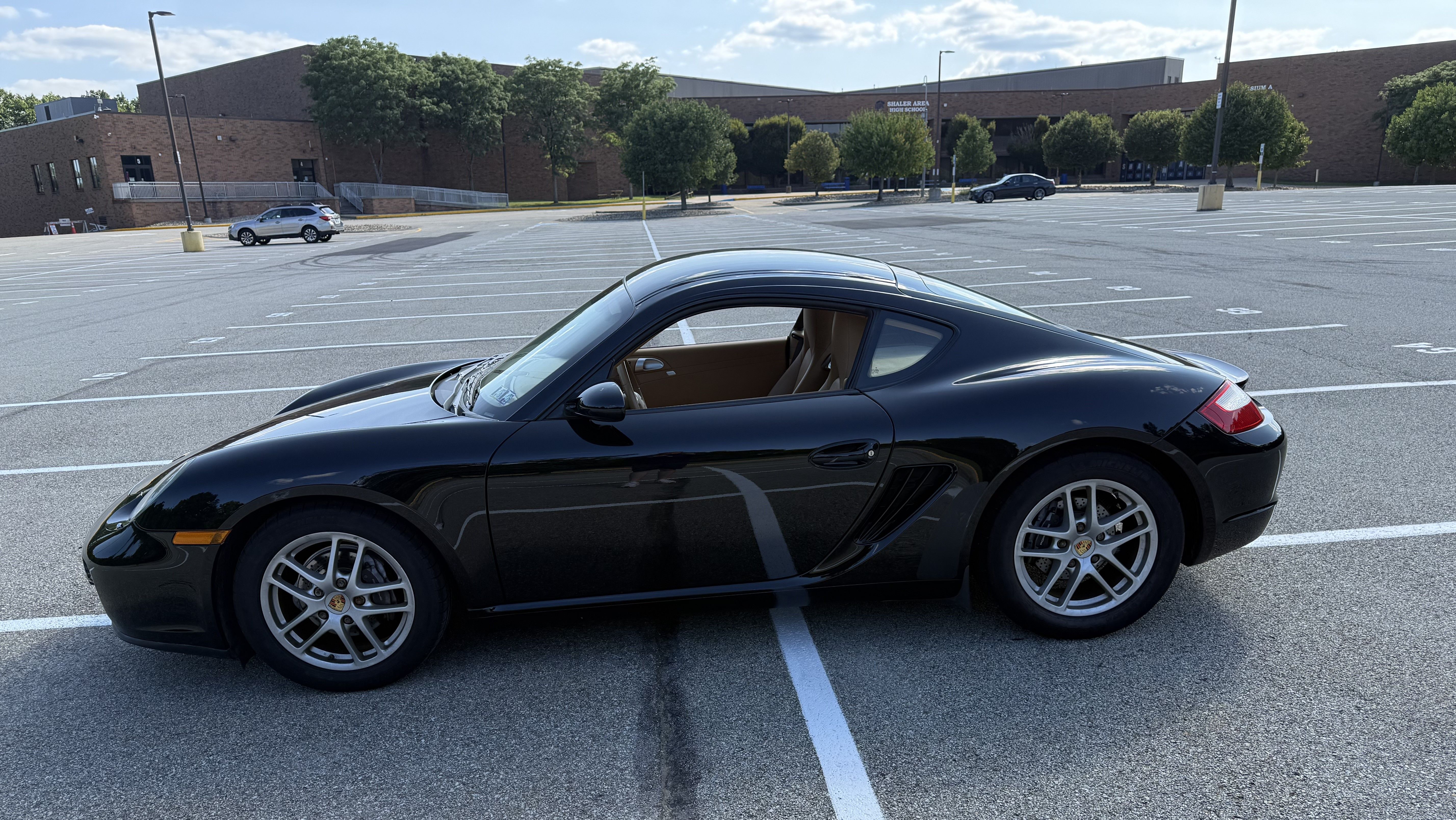 Used 2007 Porsche Cayman RWD image 4