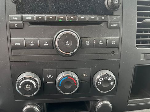 Used 2008 Chevrolet Silverado 1500 W/T w/ LS Package image 12