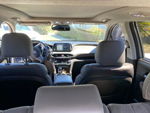 Used 2020 Hyundai Santa Fe Limited w/ Cargo Package image 6