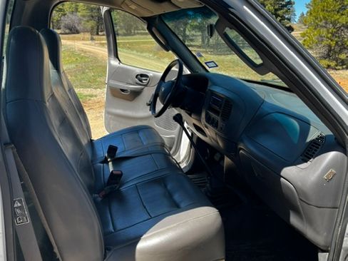 Used 2003 Ford F150 XL RWD image 15