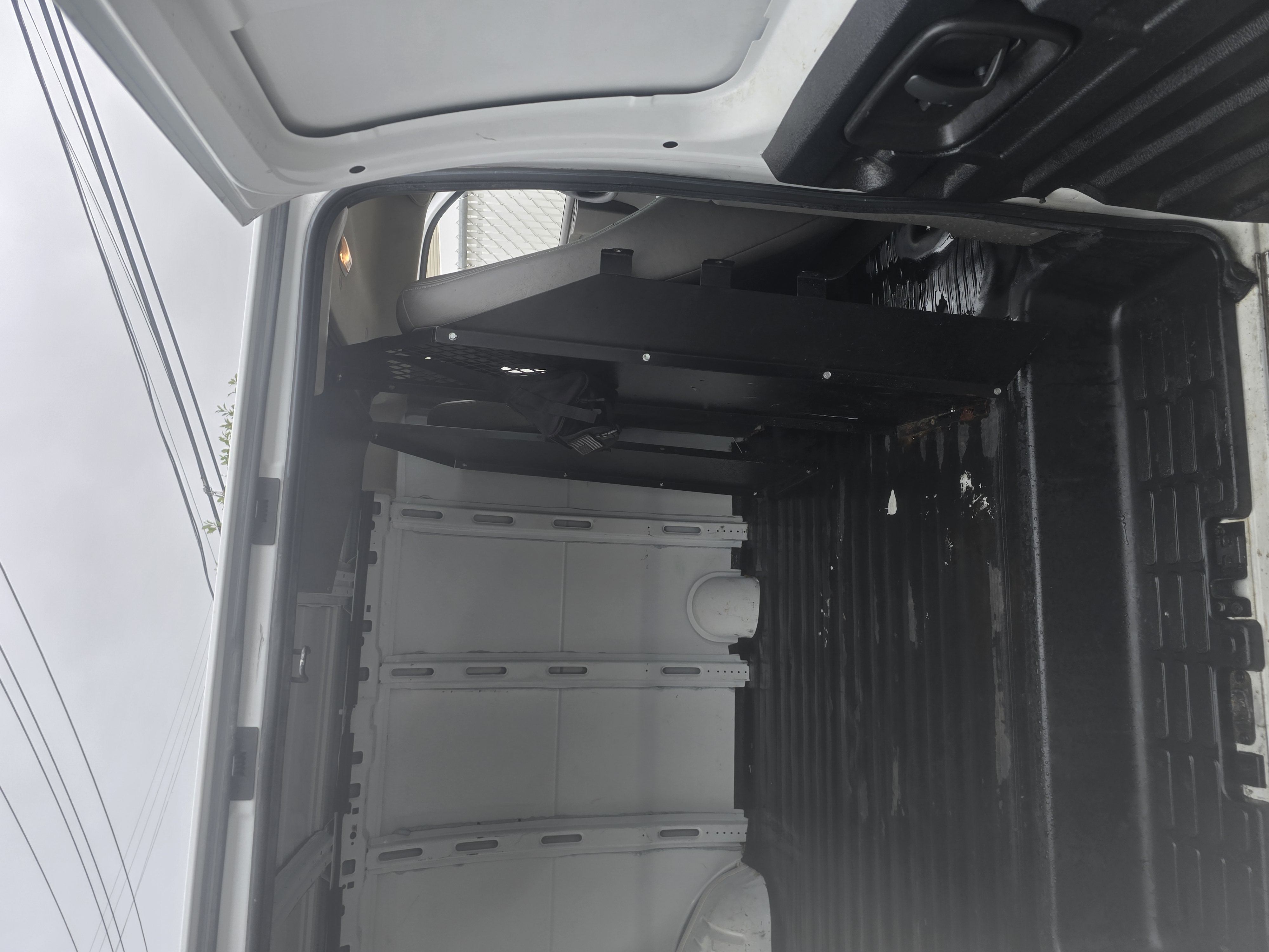 Used 2014 Chevrolet Express 2500 RWD image 8