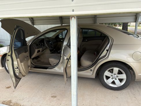 Used 2006 Ford Fusion SE FWD image 9