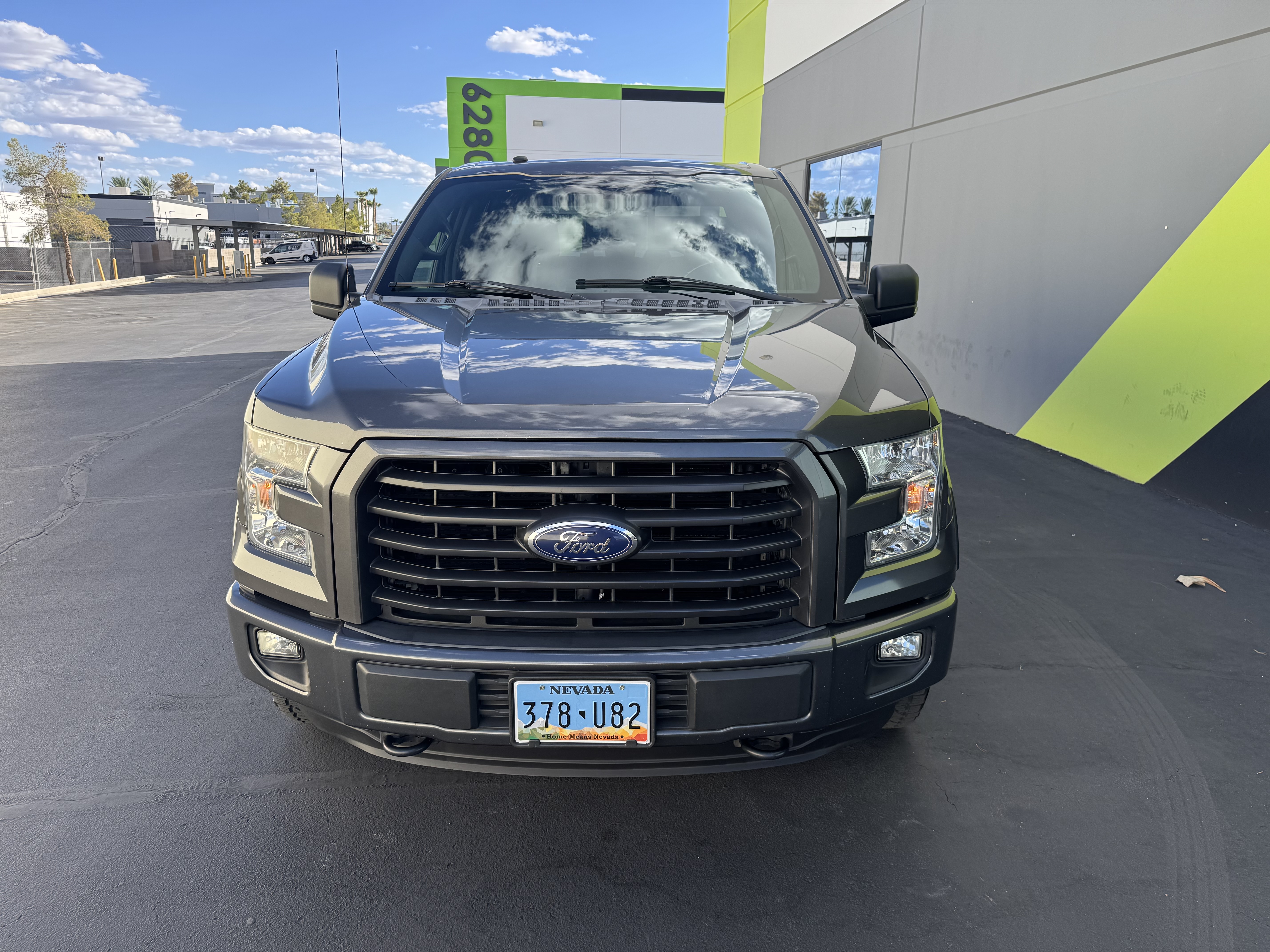Used 2016 Ford F150 XLT w/ Equipment Group 302A Luxury AWD/4WD image 4
