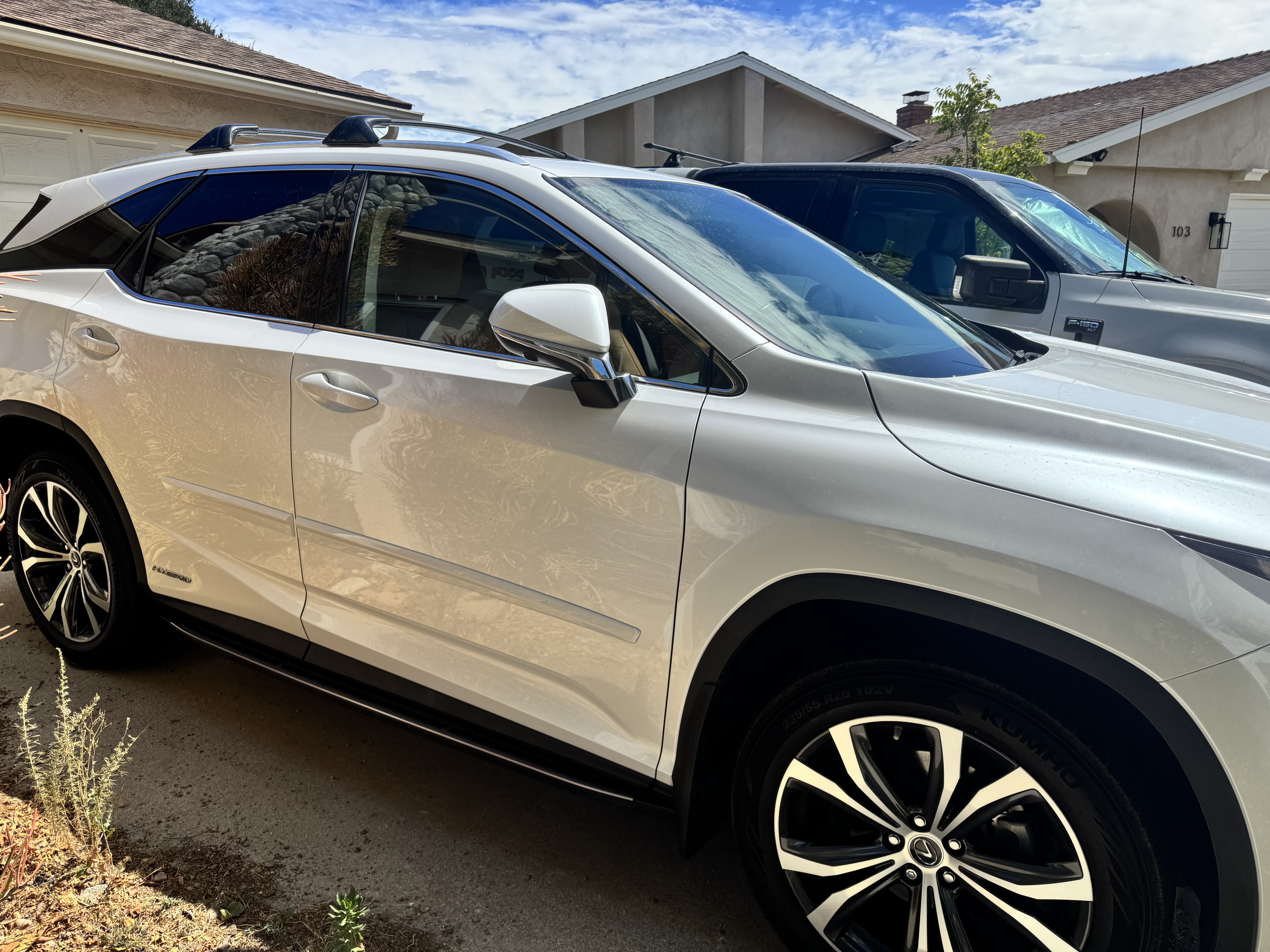 Used 2022 Lexus RX 450hL AWD w/ Premium Package image 8