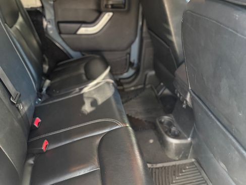 Used 2014 Jeep Wrangler Unlimited Sahara w/ Dual Top Group image 14