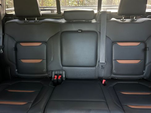 Used 2019 GMC Sierra 1500 AT4 w/ AT4 Premium Package image 14