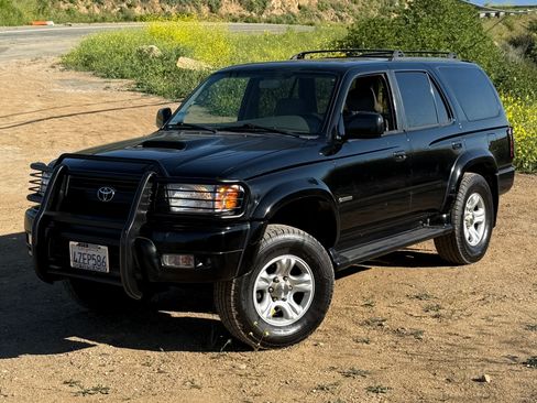 Used 2002 Toyota 4Runner SR5 image 11