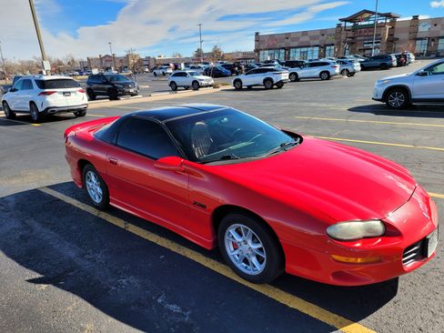 Used 2000 Chevrolet Camaro Z28 w/ Preferred Equipment Group 2 RWD image 2