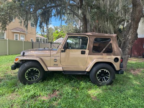 Used 1999 Jeep Wrangler Sahara AWD/4WD image 13