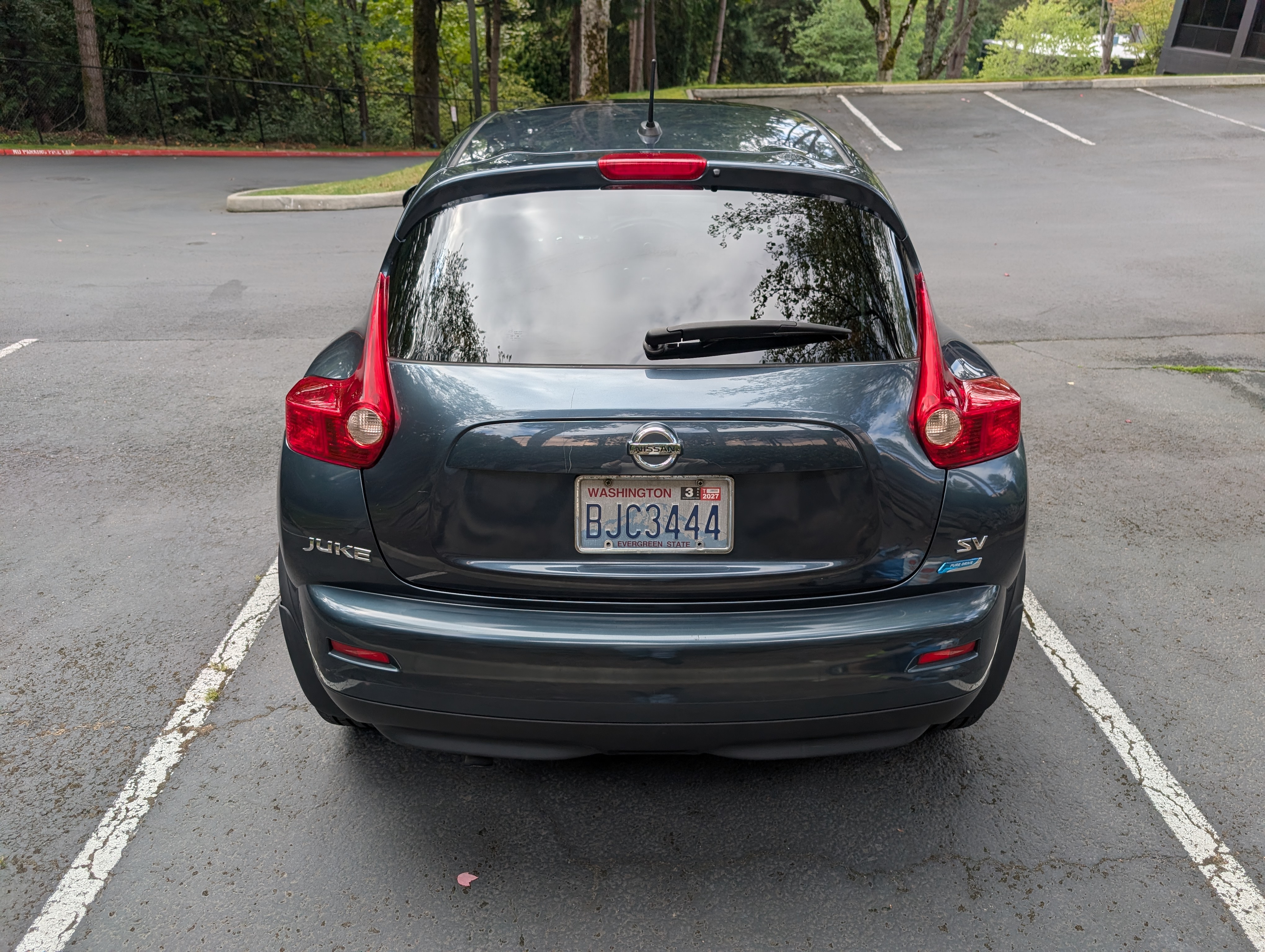 Used 2014 Nissan Juke SV FWD image 5