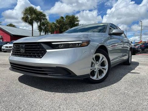 Used 2024 Honda Accord Sport image 10