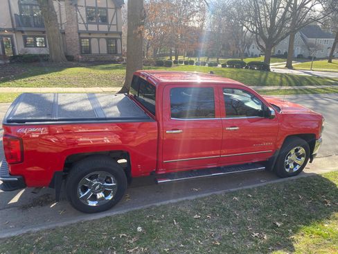 Used 2017 Chevrolet Silverado 1500 LTZ w/ Sport Package image 6