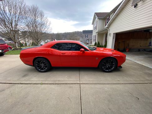 Used 2022 Dodge Challenger R/T Scat Pack image 6
