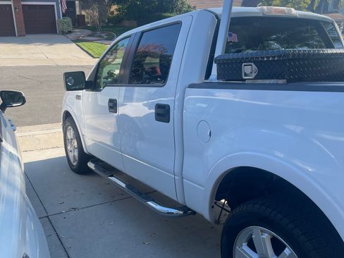 Used 2007 Ford F150 Lariat image 2