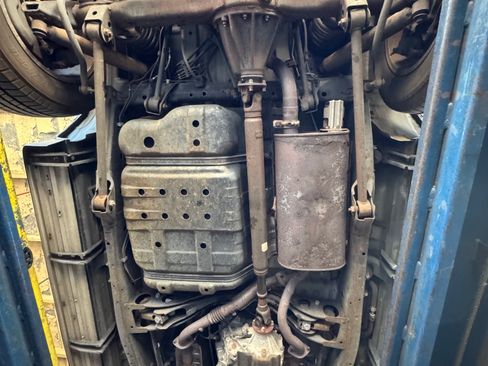 Used 2004 Toyota Land Cruiser AWD/4WD image 10