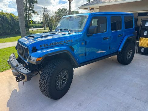 Used 2024 Jeep Wrangler Unlimited Rubicon 392 image 4