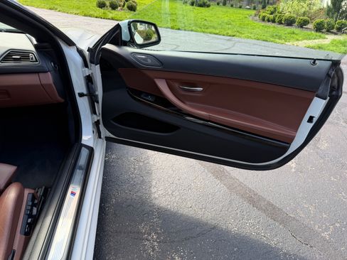 Used 2015 BMW 650i xDrive Convertible AWD/4WD image 15