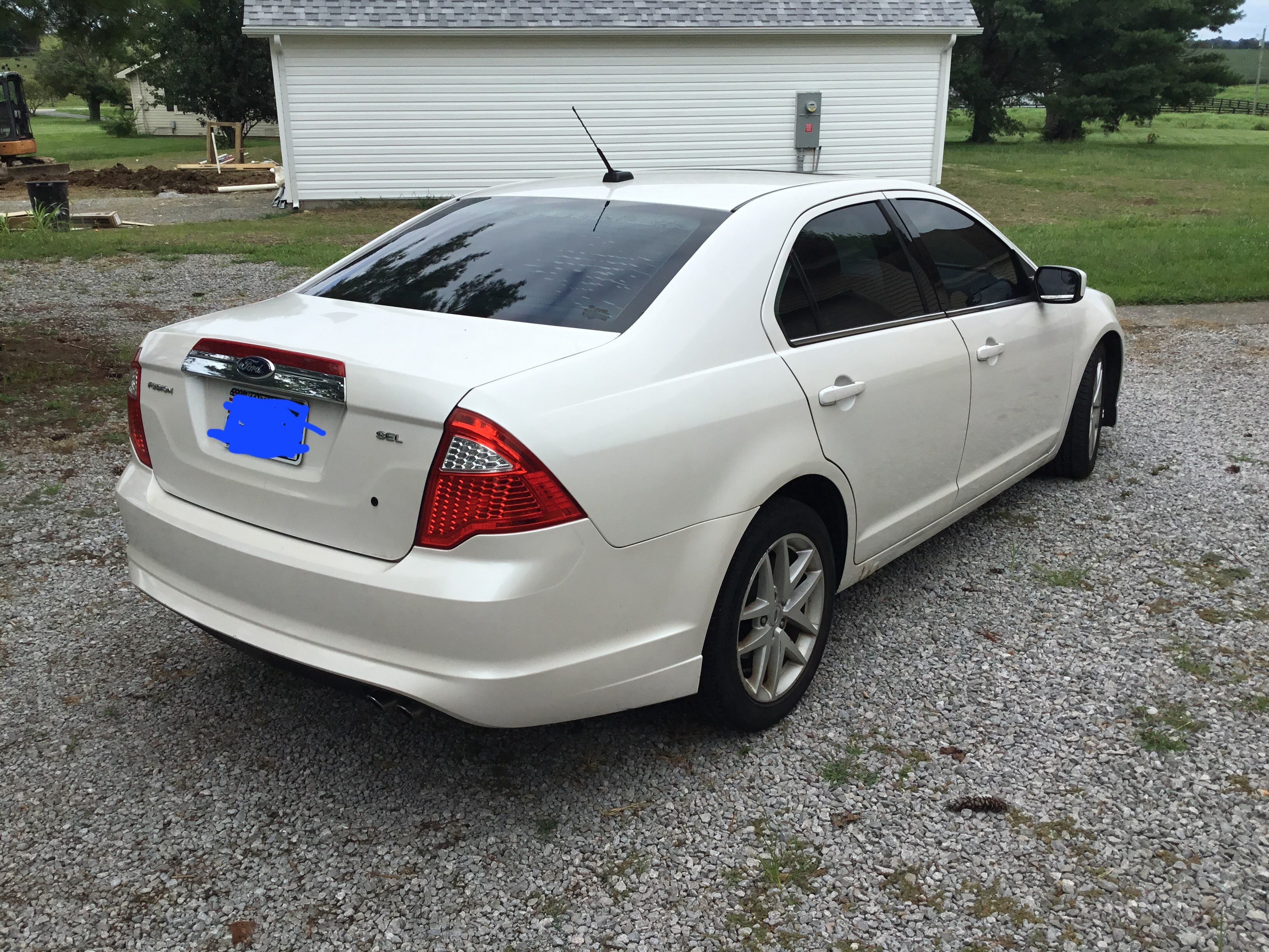 Used 2012 Ford Fusion SEL FWD image 4