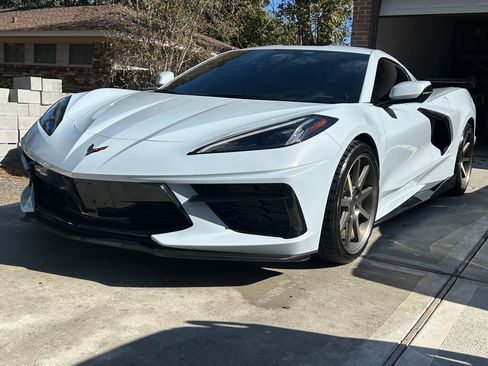 Used 2024 Chevrolet Corvette Stingray Coupe w/ Z51 Performance Package RWD image 4